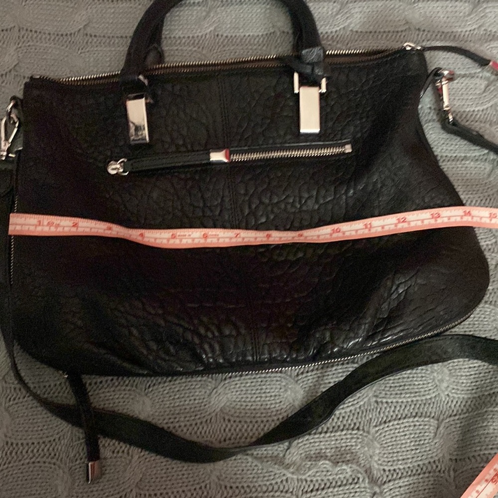 Vince camuto blk purse - Picture 12 of 17